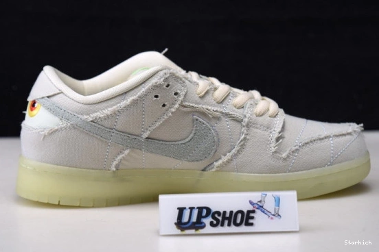 Dunk 'Mummy'  SB Nike Sb  DM0774-111 Low  0111